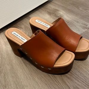 Platform heels